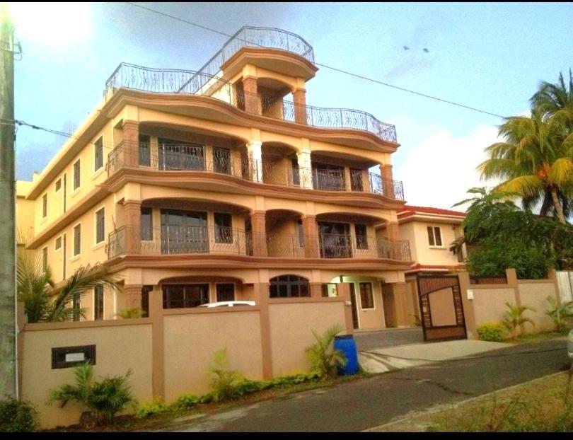 Apartment Castle